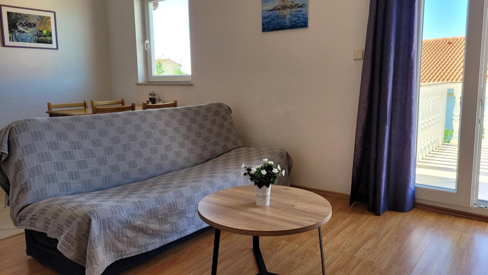 Apartments Adriana Omišalj Kültér fotó